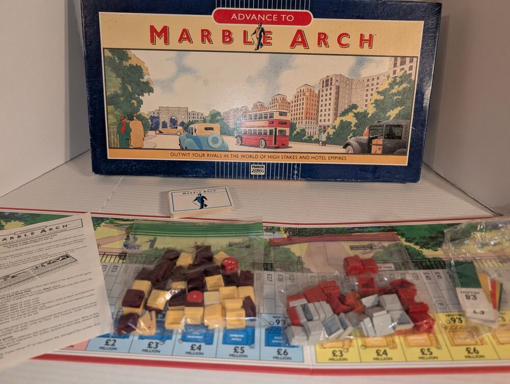 Vintage 1085 Advance to Marble Arch Board Game Complete